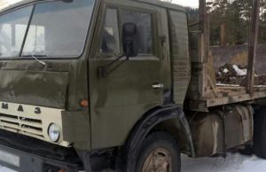 «Камаз» сбил стоявшего на обочине пешехода