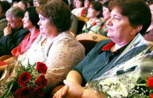 Работники культуры получили награды в свой профессиональный праздник