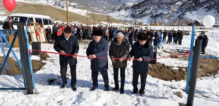 В Шашикмане открылся новый спортзал, а в Купчегене — водопровод