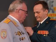Главу республики наградили медалью «За укрепление боевого содружества»