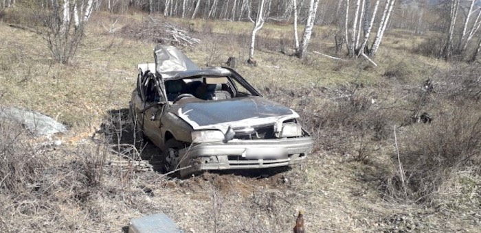Подросток угнал машину и разбил ее