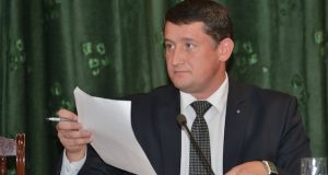 Чойские депутаты не стали критиковать Маргачева за провальные итоги прошлого года