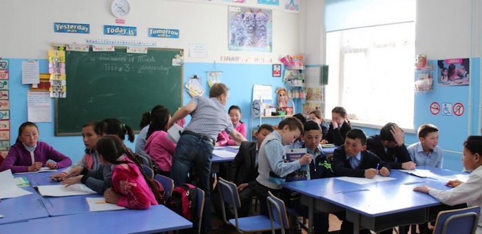 Наверстать упущенное. 2 тысячи школьников Ульгия и Ховда приняли участие в уроках русского языка