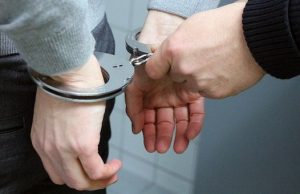 В Горно-Алтайске задержали мужчину, купившего наркотик через интернет