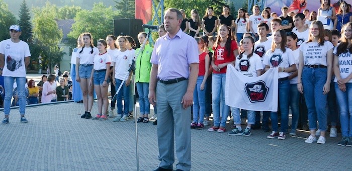 Более 2,5 тысяч человек приняли участие в праздновании Дня молодежи в Горно-Алтайске
