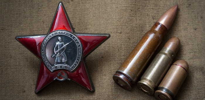 Разведчик Лашутин из Маймы ликвидировал начальника вражеского гарнизона