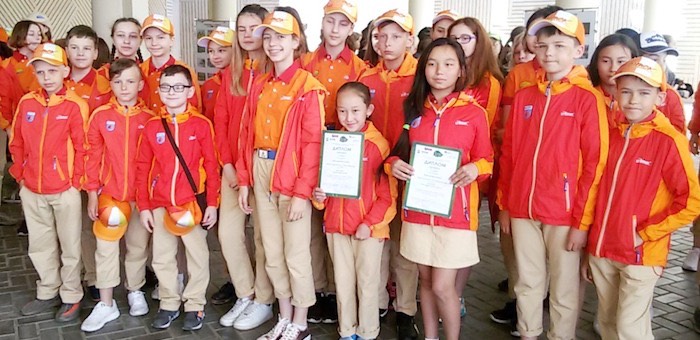 Школьники из Республики Алтай приняли участие в смене «Артек — Заповедная страна»