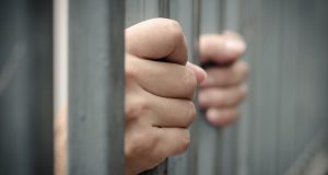 Пьяный мужчина до смерти избил беспомощную престарелую тещу