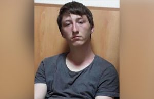 Полиция разыскивает сбежавшего из интерната подростка
