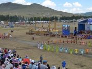 В Улаганском районе проходит народный праздник Эл Ойын