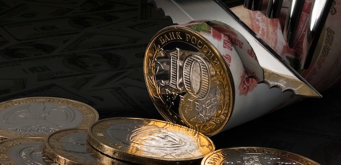 Кому достались дорожные деньги на предстоящую пятилетку