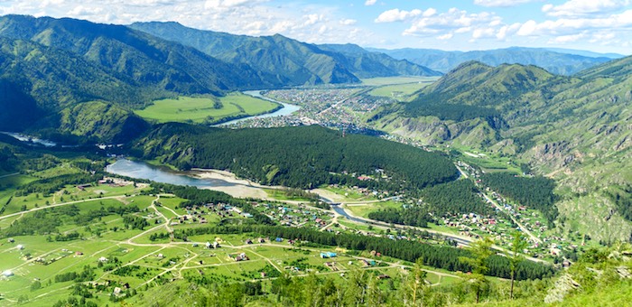 Чемал оказался одним из самых популярных курортов в стране для отдыха с детьми