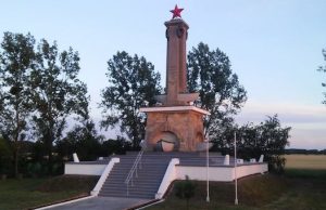 В Польше планируют снести памятник, имеющий отношение к алтайскому герою