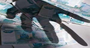 Дочь обворовала мать, а брат – сестру