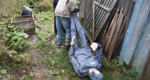 В Усть-Кане судят мужчину, до смерти избившего своего родственника