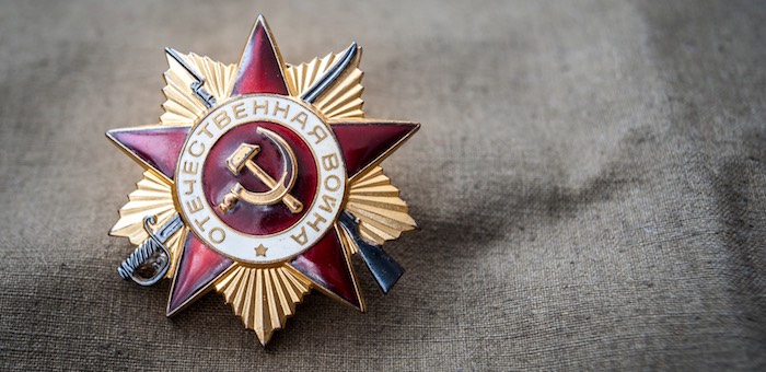 При форсировании Вислы отбил восемь контратак противника