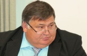 Главврача турочакской больницы осудили за растрату