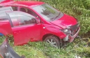 Жительница Барнаула опрокинула автомобиль возле Дубровки и сбежала с места аварии