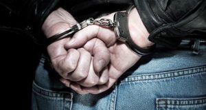 В Горно-Алтайске 19-летний рецидивист избил мужчину и подростка В Горно-Алтайске 19-летний рецидивист избил мужчину и подростка
