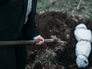 В Горно-Алтайске убили жителя Бийска, а его тело скинули в яму и залили бетоном