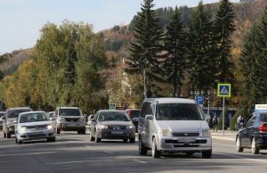 Глава региона извинился перед автолюбителями за использование спецсигналов