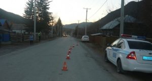 Еще две женщины попали под колеса автомобилей, а потом в больницу