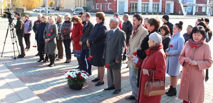 В Горно-Алтайске почтили память жертв политических репрессий
