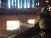 Потолок обрушился на голову жителю Турочака
