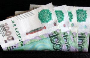 Студентка обворовала соседку по общежитию, чтобы покушать и одеться