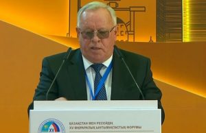 «Ну, вы всех зажгли»: Александр Бердников выступил на российско-казахстанском форуме