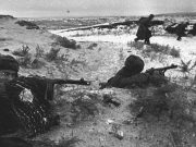Во время разведки боем первым ворвался в траншеи противника