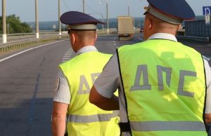 Жителя Чемальского района будут судить за нападение на сотрудников ГИБДД