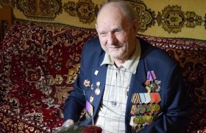 Участник Курской битвы Иван Пашков празднует 95-летие