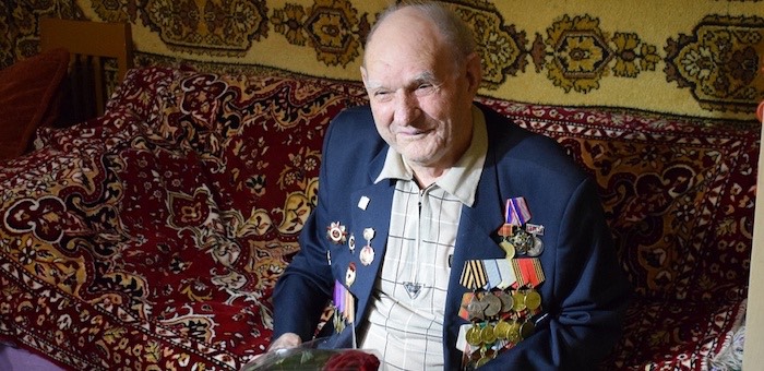 Участник Курской битвы Иван Пашков празднует 95-летие
