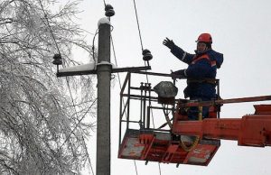 Электроснабжение в сети 10-110 киловольт восстановлено. Все силы брошены на помощь майминцам