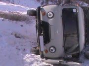 В Кош-Агачском районе перевернулся УАЗ, водитель погиб