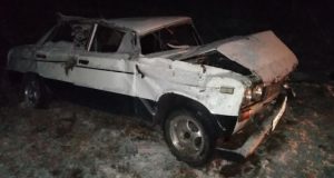Пьяный водитель перевернул машину, две маленькие девочки попали в больницу