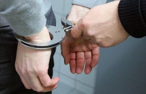 Напавшего на девушку и ребенка извращенца отправили в колонию строгого режима