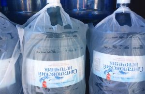Стоит ли тратить время на просматривание рейтингов бутилированной воды?