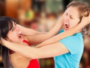 Юная горожанка подралась в кафе, а потом обвинила в побоях сожителя