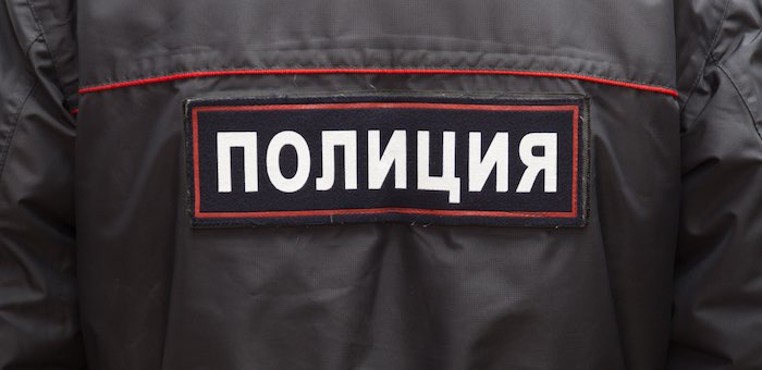 За избиения сотрудников полиции осудили несколько человек