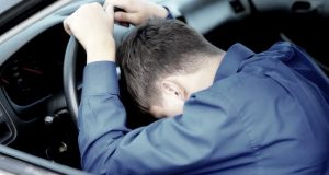 Таксиста, уснувшего за рулем и устроившего аварию, будут судить