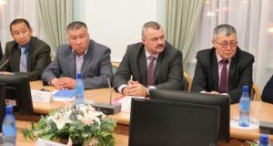 Руководство парламента встретилось с председателями райсоветов