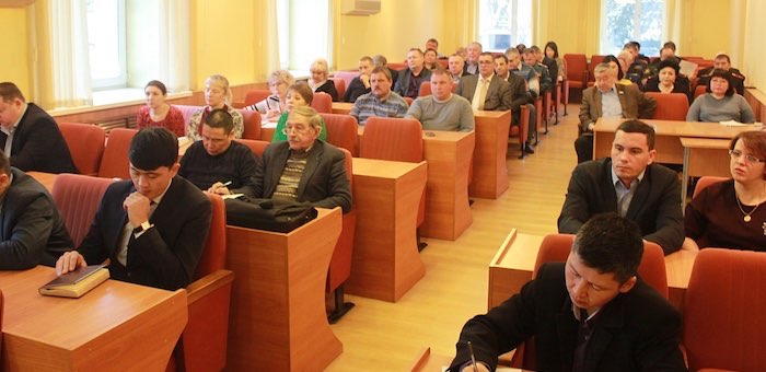 Мэрия пригрозила дорожникам санкциями за плохую уборку улиц