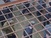 Жестоко избил сожителя собственной жены по ее просьбе и отправился на семь лет за решетку