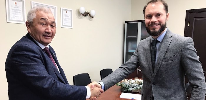 Родион Букачаков обсудил возможности регулирования тарифов на электроэнергию с руководством ФАС