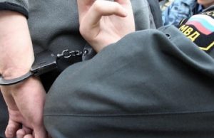 Пьяный мужчина надругался над парализованной женщиной