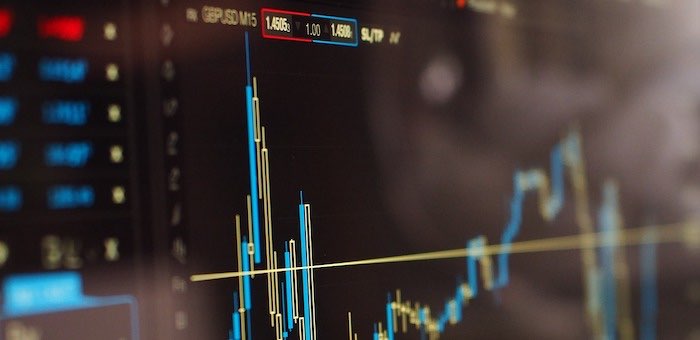 Игра на «фондовой бирже» обошлась сельчанке в 345 тысяч рублей