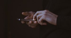 На что обратить внимание при выборе смартфона и как разобраться в заумных терминах. Советы покупателям Сельчанин захотел купить смартфон и стал жертвой мошенника