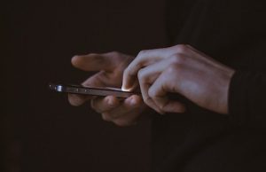 Сельчанин захотел купить смартфон и стал жертвой мошенника